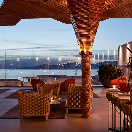 Myconian Korali Relais & Chateaux Hotel