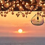 ميكونيان كورالي ريلايس&شاتو فندق 5*
