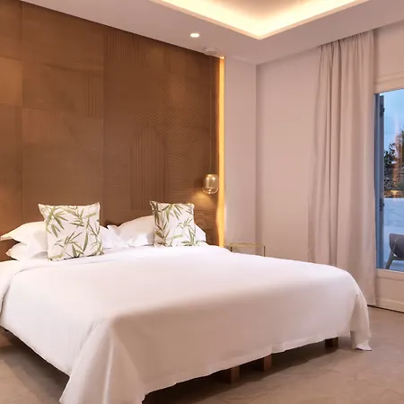 Myconian Korali Relais & Chateaux Hotel 5*
