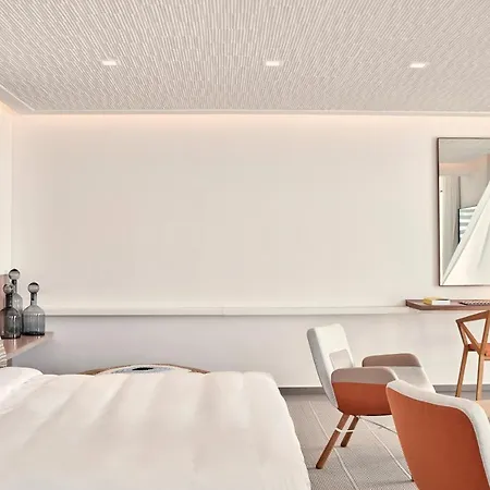 Myconian Korali Relais & Chateaux Hotel 5*