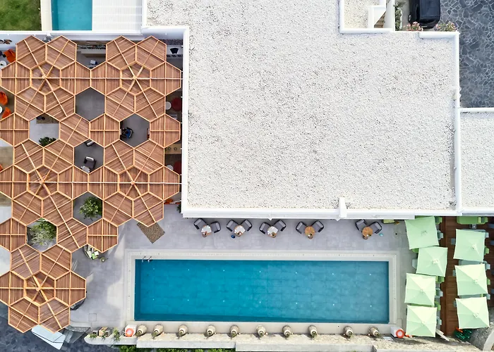 ميكونيان كورالي ريلايس&شاتو فندق 5*