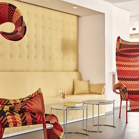 미코니안 코랄리 흘래&샤토 호텔 Mykonos Town