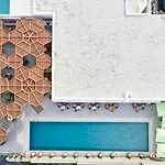 Myconian Korali Relais & Chateaux Hotel 5*